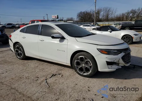 2020 Chevrolet Malibu Lt z USA, uszkodzony, nr VIN 1G1ZD5ST8LF117688
